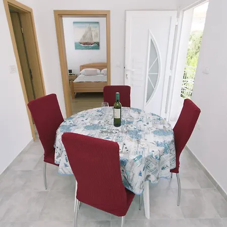 Apartment Apartman Paula 2 *