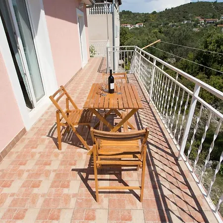 Apartment Apartman Paula 2 *